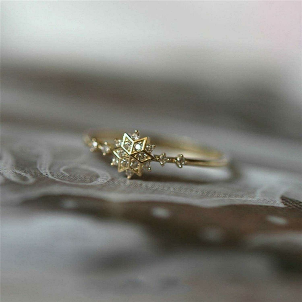 Gold Diamond Snowflake Ring